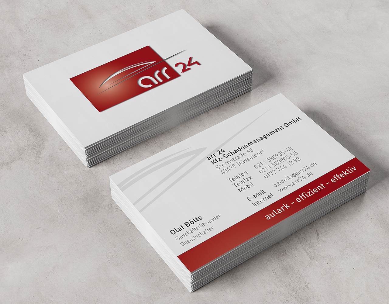 Die Entwicklung von Visitenkarten nach dem Corporate Design von arr24 in Düsseldorf. Logoentwicklung Düsseldorf