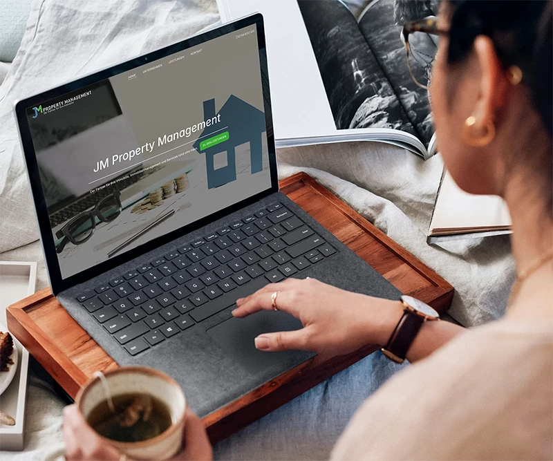 Entwicklung einer responsiven Webseite, erstellt in Tailwind für JM Property Management 