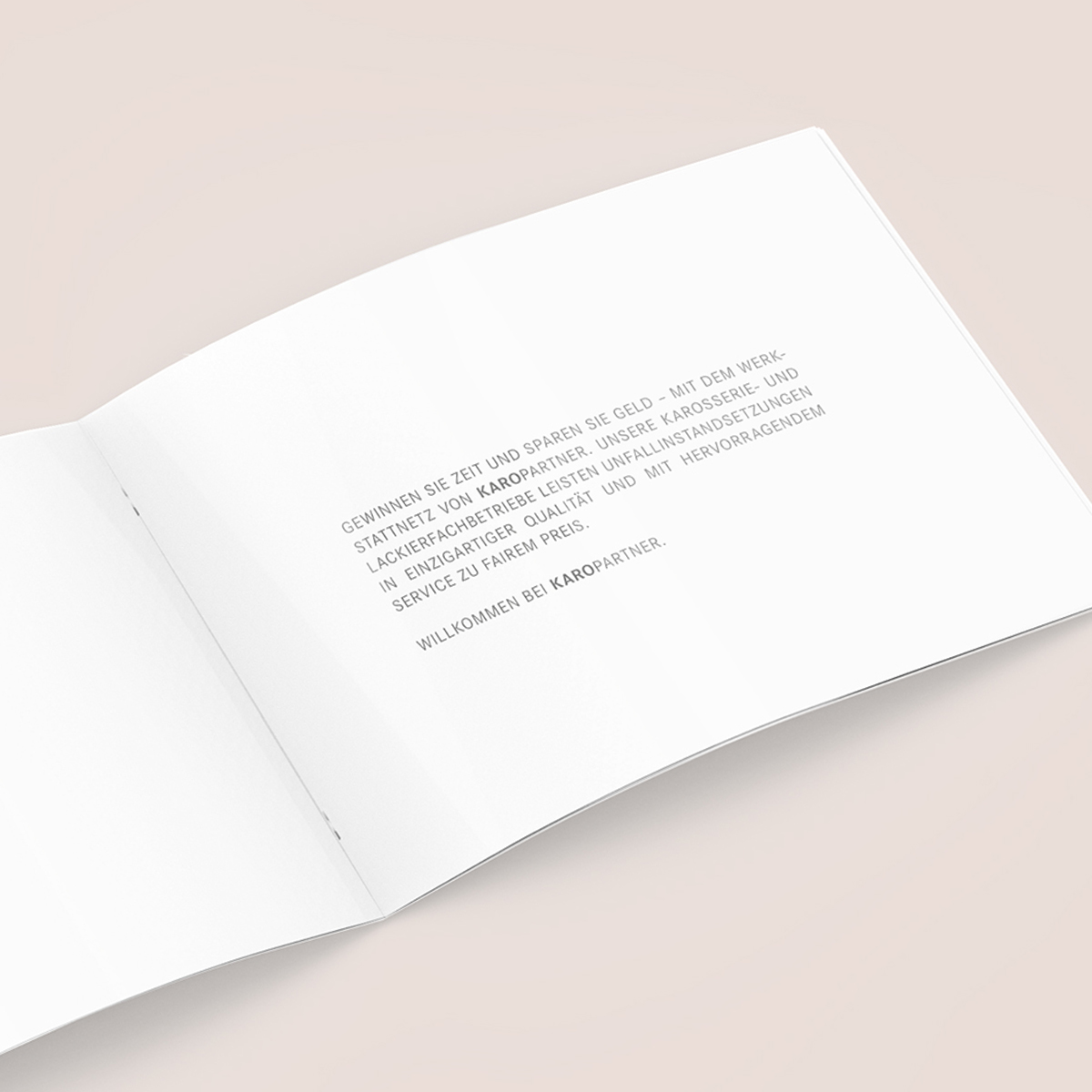 Schönes Layouts einer Nutzenbroschüre | Imagebroschüre für KaroPARTNER