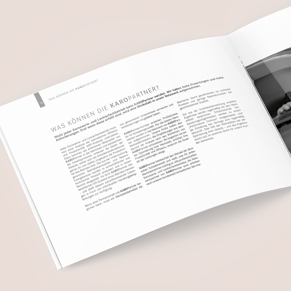 Schönes Layouts einer Nutzenbroschüre | Imagebroschüre für KaroPARTNER