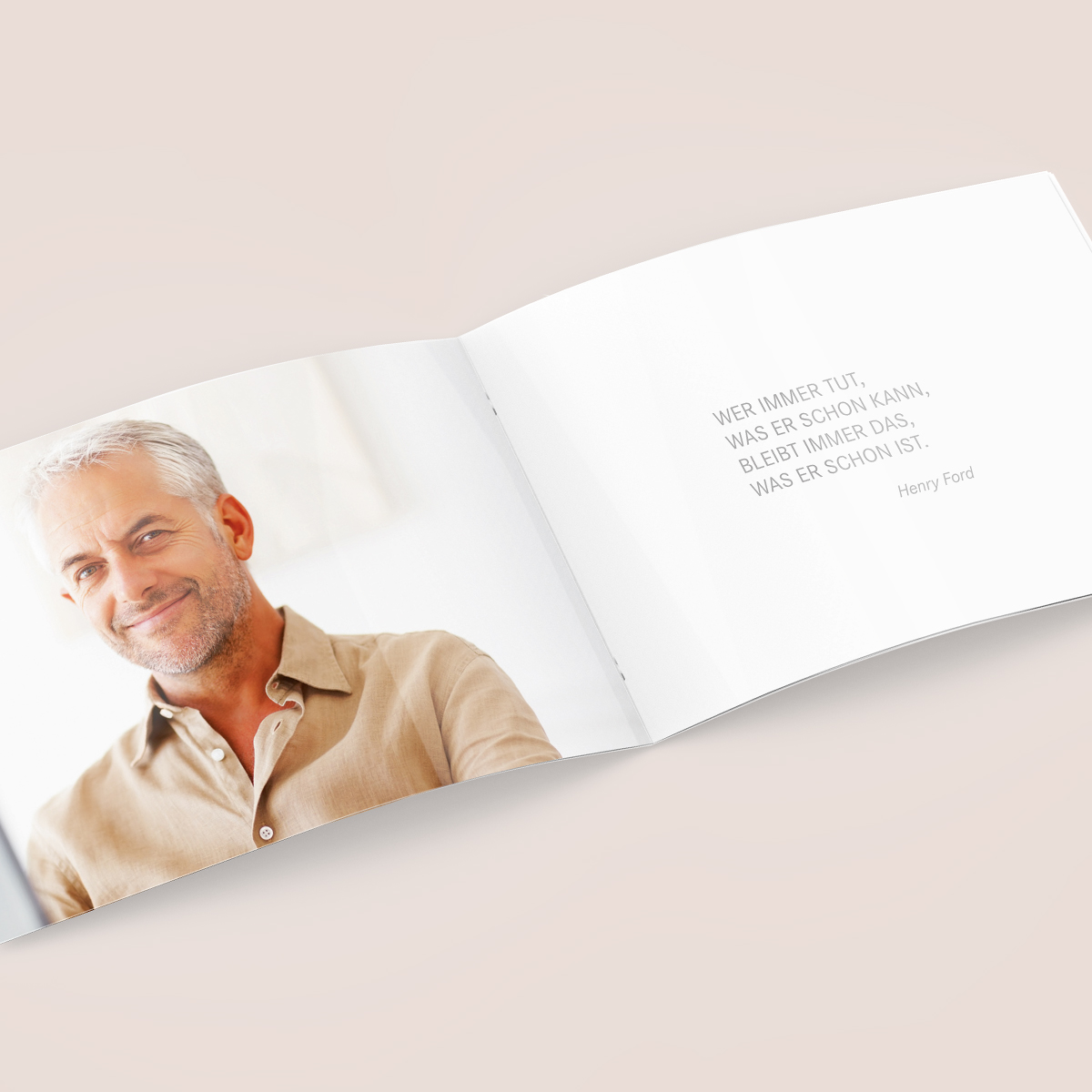 Schönes Layouts einer Nutzenbroschüre | Imagebroschüre für KaroPARTNER