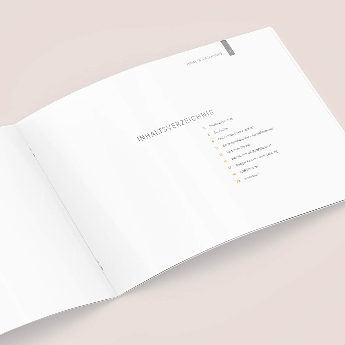 Schönes Layouts einer Nutzenbroschüre | Imagebroschüre für KaroPARTNER