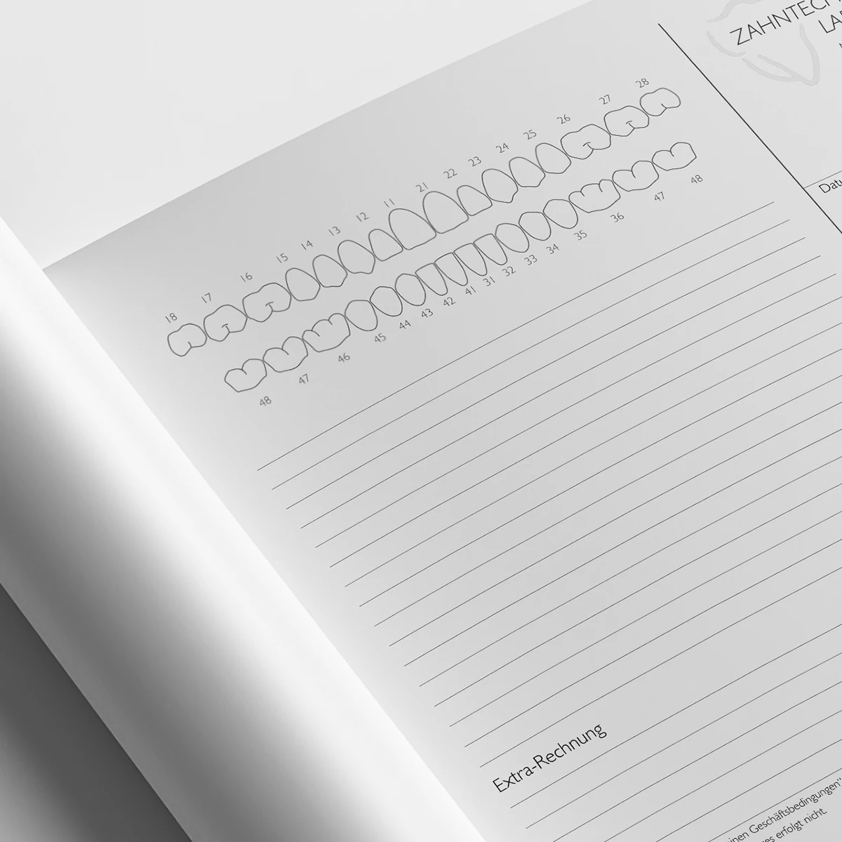 Individuelle Zahn-Skizzen und Notizbereich für das Zahntechnische Labor Mathyl. Zahn-Skizzen und Notizbereich im Durchschreibesatz